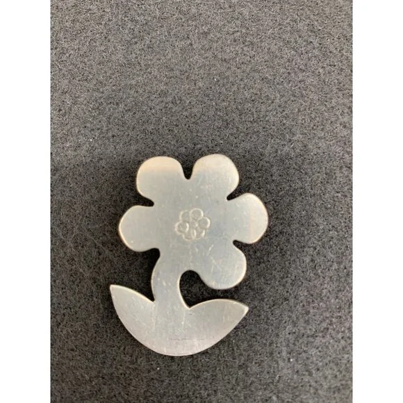 MID Century Pewter Marked JHN Flower Pin Set - Picture 7 of 7